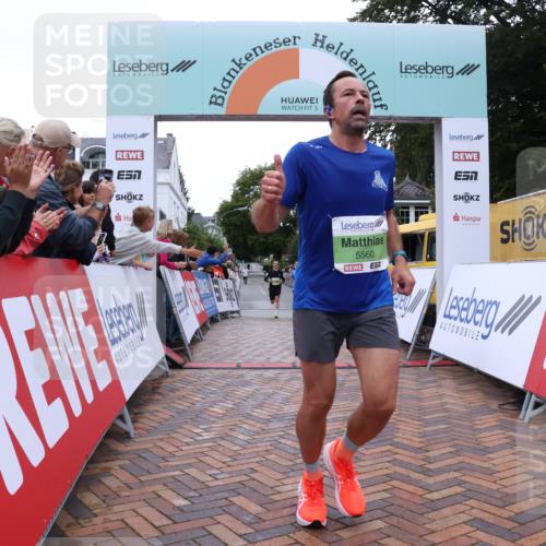 30.08.2026 - Blankeneser Heldenlauf Lena Gebhardt http://msf.ph/oto/10071798 30.08.2026 10:12:31 Ziel 5105, 5365, 5453, 5560 meine-sportfotos.de