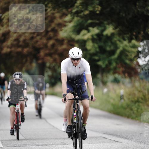 30.08.2026 - Elbe Triathlon Hamburg Michael Burmester http://msf.ph/oto/10071847 30.08.2026 10:08:58 Radfahren 431, 435, 560, 606, 680, 842, 876 meine-sportfotos.de