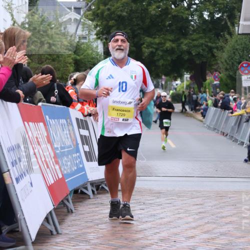 30.08.2026 - Blankeneser Heldenlauf Lena Gebhardt http://msf.ph/oto/10071854 30.08.2026 10:12:57 Ziel 1729 meine-sportfotos.de