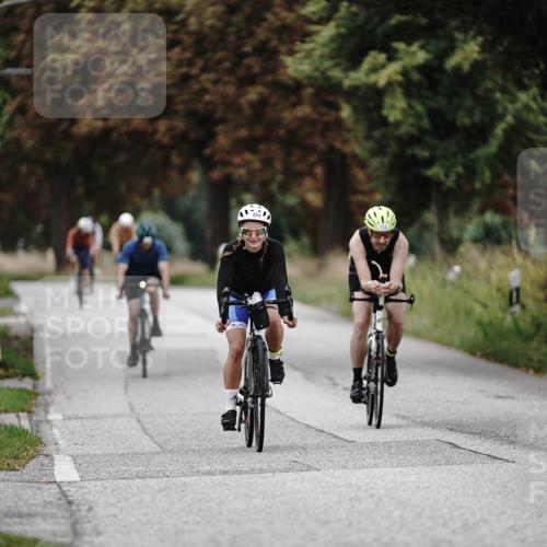 30.08.2026 - Elbe Triathlon Hamburg Michael Burmester http://msf.ph/oto/10071868 30.08.2026 10:09:11 Radfahren 514, 712, 854 meine-sportfotos.de