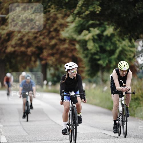 30.08.2026 - Elbe Triathlon Hamburg Michael Burmester http://msf.ph/oto/10071871 30.08.2026 10:09:12 Radfahren 443, 514, 712, 854 meine-sportfotos.de