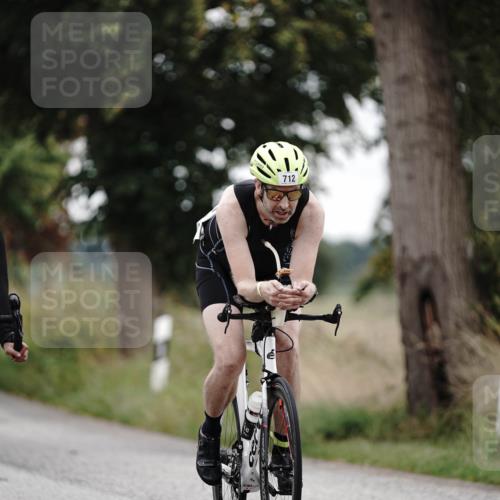 30.08.2026 - Elbe Triathlon Hamburg Michael Burmester http://msf.ph/oto/10071875 30.08.2026 10:09:13 Radfahren 443, 514, 712, 854, 861 meine-sportfotos.de