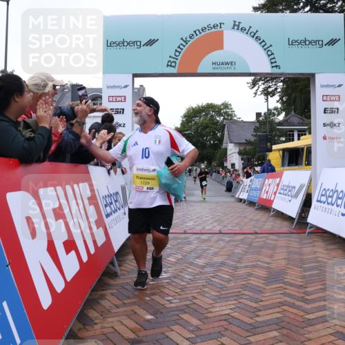 30.08.2026 - Blankeneser Heldenlauf Lena Gebhardt http://msf.ph/oto/10071903 30.08.2026 10:13:01 Ziel 1729, 5419 meine-sportfotos.de