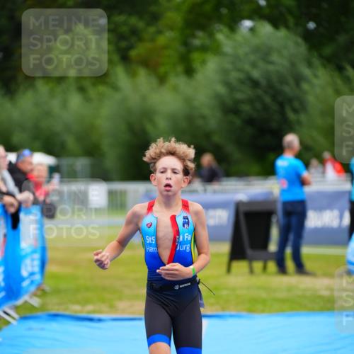 30.08.2026 - Elbe Triathlon Hamburg LAZAROV Photography http://msf.ph/oto/10071950 30.08.2026 13:07:44 Ziel 1778 meine-sportfotos.de