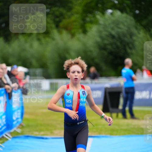 30.08.2026 - Elbe Triathlon Hamburg LAZAROV Photography http://msf.ph/oto/10071953 30.08.2026 13:07:44 Ziel 1778 meine-sportfotos.de