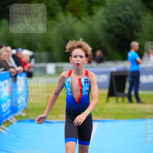 30.08.2026 - Elbe Triathlon Hamburg LAZAROV Photography http://msf.ph/oto/10071959 30.08.2026 13:07:45 Ziel 1778 meine-sportfotos.de