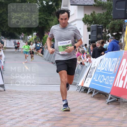 30.08.2026 - Blankeneser Heldenlauf Lena Gebhardt http://msf.ph/oto/10072004 30.08.2026 10:13:09 Ziel 5419, 5448 meine-sportfotos.de