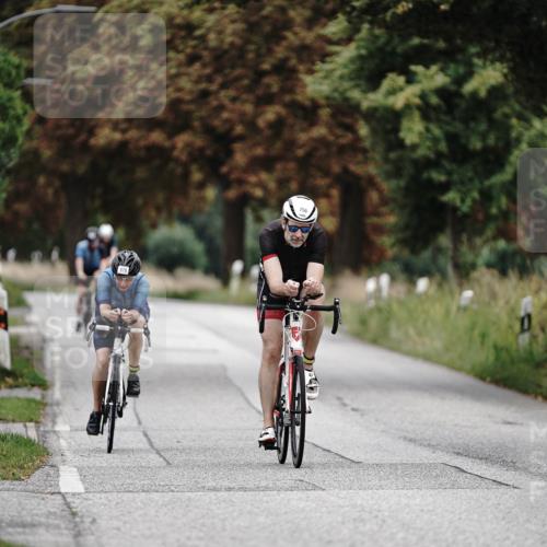 30.08.2026 - Elbe Triathlon Hamburg Michael Burmester http://msf.ph/oto/10072054 30.08.2026 10:10:52 Radfahren 497, 626, 731, 756, 979 meine-sportfotos.de