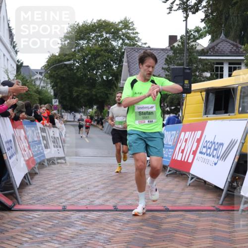 30.08.2026 - Blankeneser Heldenlauf Lena Gebhardt http://msf.ph/oto/10072074 30.08.2026 10:13:18 Ziel 5448, 5561, 5844 meine-sportfotos.de