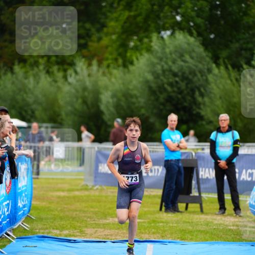 30.08.2026 - Elbe Triathlon Hamburg LAZAROV Photography http://msf.ph/oto/10072078 30.08.2026 13:10:48 Ziel 1773 meine-sportfotos.de