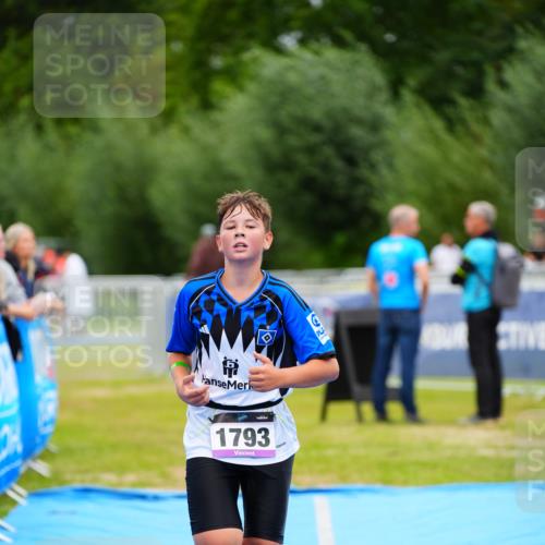 30.08.2026 - Elbe Triathlon Hamburg LAZAROV Photography http://msf.ph/oto/10072130 30.08.2026 13:13:47 Ziel 1793 meine-sportfotos.de