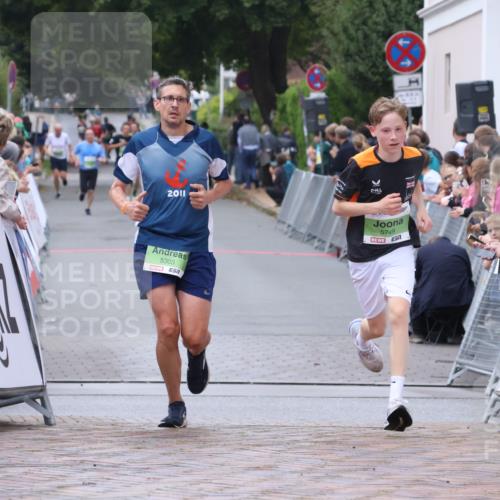 30.08.2026 - Blankeneser Heldenlauf Lena Gebhardt http://msf.ph/oto/10072161 30.08.2026 10:13:49 Ziel 5303, 5749 meine-sportfotos.de