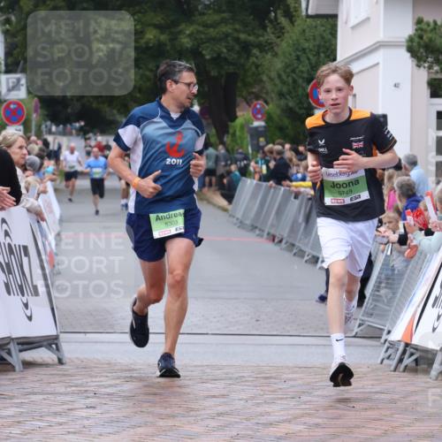 30.08.2026 - Blankeneser Heldenlauf Lena Gebhardt http://msf.ph/oto/10072168 30.08.2026 10:13:50 Ziel 5303, 5749 meine-sportfotos.de
