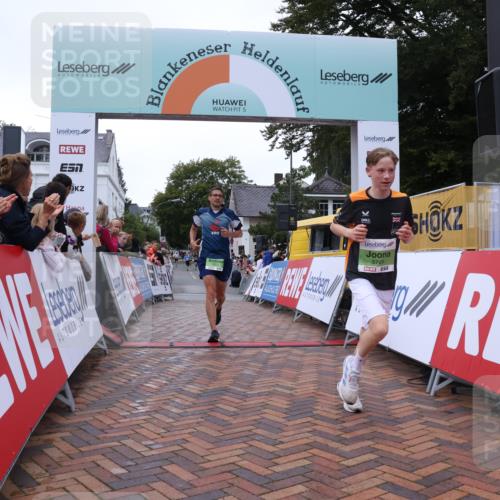 30.08.2026 - Blankeneser Heldenlauf Lena Gebhardt http://msf.ph/oto/10072187 30.08.2026 10:13:52 Ziel 5303, 5749 meine-sportfotos.de
