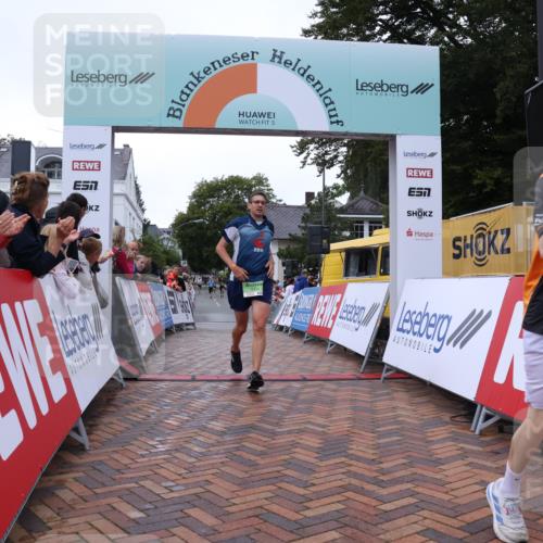 30.08.2026 - Blankeneser Heldenlauf Lena Gebhardt http://msf.ph/oto/10072192 30.08.2026 10:13:53 Ziel 5303, 5749 meine-sportfotos.de