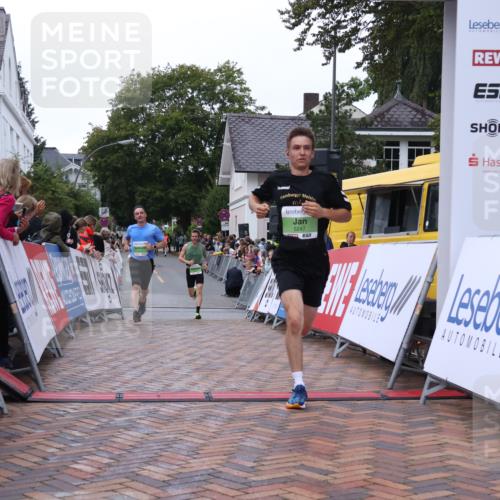 30.08.2026 - Blankeneser Heldenlauf Lena Gebhardt http://msf.ph/oto/10072216 30.08.2026 10:14:03 Ziel 5247, 5273, 5275 meine-sportfotos.de
