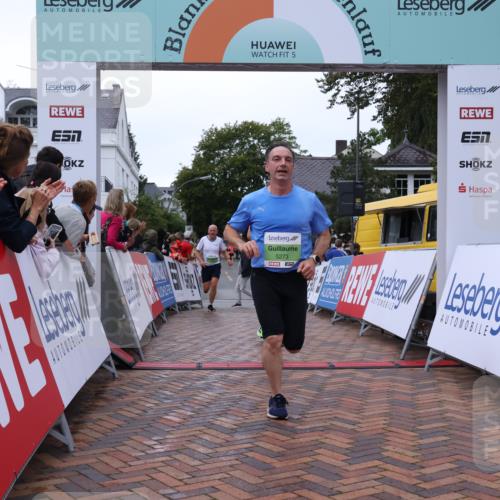 30.08.2026 - Blankeneser Heldenlauf Lena Gebhardt http://msf.ph/oto/10072227 30.08.2026 10:14:06 Ziel 5247, 5273, 5275, 5816 meine-sportfotos.de
