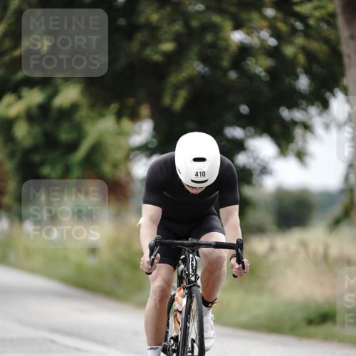 30.08.2026 - Elbe Triathlon Hamburg Michael Burmester http://msf.ph/oto/10072229 30.08.2026 10:12:47 Radfahren 410, 657, 779, 983 meine-sportfotos.de