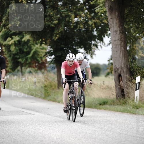 30.08.2026 - Elbe Triathlon Hamburg Michael Burmester http://msf.ph/oto/10072249 30.08.2026 10:13:01 Radfahren 441, 537, 664, 722, 728, 797, 872, 883 meine-sportfotos.de