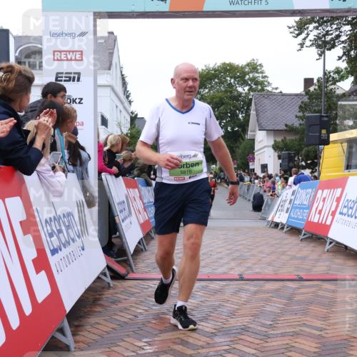 30.08.2026 - Blankeneser Heldenlauf Lena Gebhardt http://msf.ph/oto/10072250 30.08.2026 10:14:10 Ziel 5247, 5273, 5275, 5816 meine-sportfotos.de