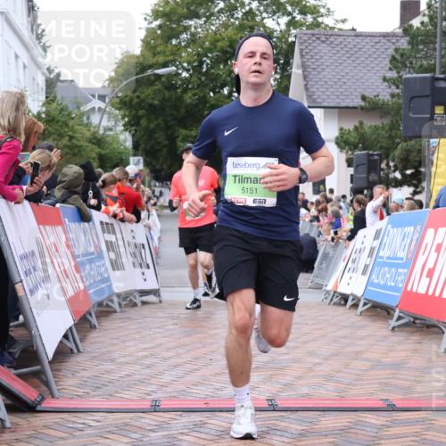 30.08.2026 - Blankeneser Heldenlauf Lena Gebhardt http://msf.ph/oto/10072301 30.08.2026 10:14:18 Ziel 5151, 5471, 5620 meine-sportfotos.de