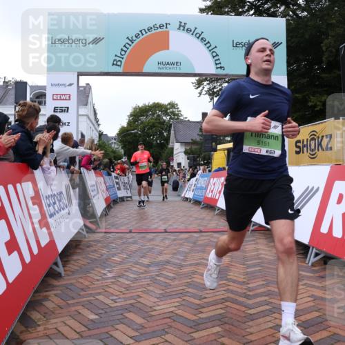 30.08.2026 - Blankeneser Heldenlauf Lena Gebhardt http://msf.ph/oto/10072309 30.08.2026 10:14:19 Ziel 5151, 5270, 5471, 5620, 5828 meine-sportfotos.de