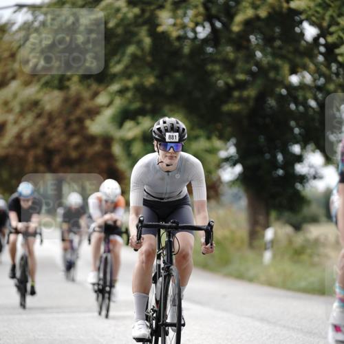 30.08.2026 - Elbe Triathlon Hamburg Michael Burmester http://msf.ph/oto/10072323 30.08.2026 10:13:59 Radfahren 585, 611, 612, 646, 799, 881, 886, 1896 meine-sportfotos.de