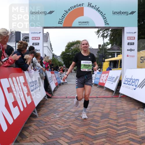 30.08.2026 - Blankeneser Heldenlauf Lena Gebhardt http://msf.ph/oto/10072362 30.08.2026 10:14:27 Ziel 5151, 5270, 5398, 5620, 5753, 5828 meine-sportfotos.de