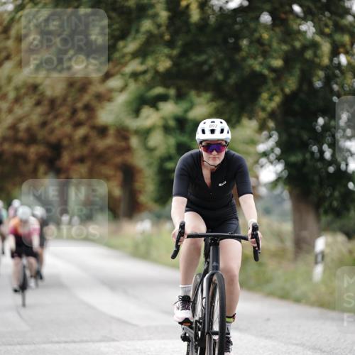 30.08.2026 - Elbe Triathlon Hamburg Michael Burmester http://msf.ph/oto/10072399 30.08.2026 10:15:23 Radfahren 513, 897, 919, 934 meine-sportfotos.de