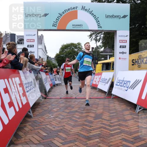 30.08.2026 - Blankeneser Heldenlauf Lena Gebhardt http://msf.ph/oto/10072424 30.08.2026 10:14:37 Ziel 5596, 5725, 5753 meine-sportfotos.de