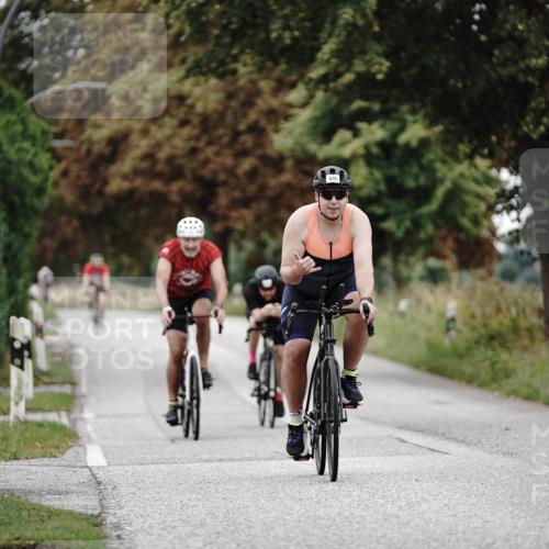 30.08.2026 - Elbe Triathlon Hamburg Michael Burmester http://msf.ph/oto/10072431 30.08.2026 10:15:53 Radfahren 605, 675, 700, 737, 751 meine-sportfotos.de