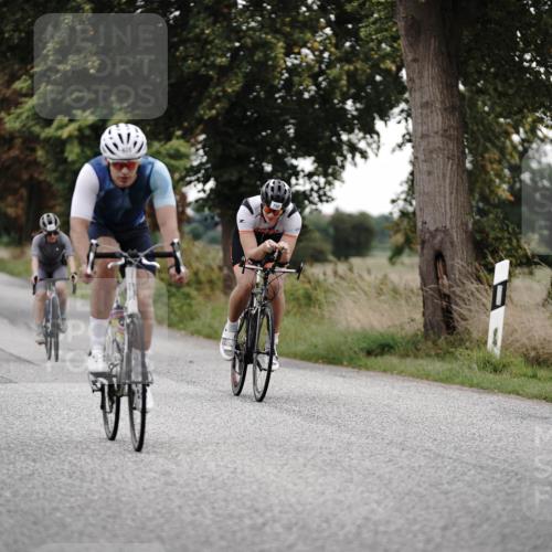 30.08.2026 - Elbe Triathlon Hamburg Michael Burmester http://msf.ph/oto/10072461 30.08.2026 10:16:19 Radfahren 409, 548, 671, 726, 790, 863 meine-sportfotos.de