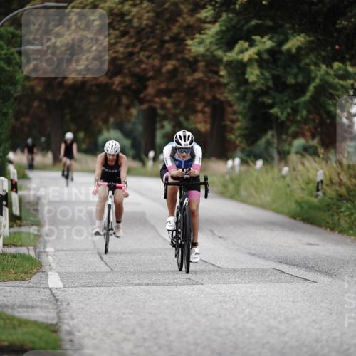 30.08.2026 - Elbe Triathlon Hamburg Michael Burmester http://msf.ph/oto/10072470 30.08.2026 10:16:30 Radfahren 650, 820, 869 meine-sportfotos.de