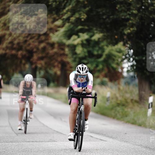 30.08.2026 - Elbe Triathlon Hamburg Michael Burmester http://msf.ph/oto/10072474 30.08.2026 10:16:31 Radfahren 650, 820, 869 meine-sportfotos.de
