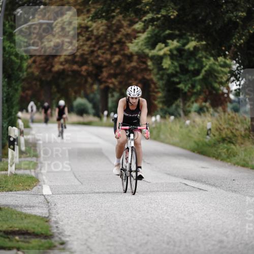 30.08.2026 - Elbe Triathlon Hamburg Michael Burmester http://msf.ph/oto/10072475 30.08.2026 10:16:32 Radfahren 820, 869, 938 meine-sportfotos.de
