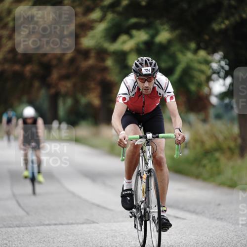 30.08.2026 - Elbe Triathlon Hamburg Michael Burmester http://msf.ph/oto/10072489 30.08.2026 10:16:48 Radfahren 429, 491, 724 meine-sportfotos.de