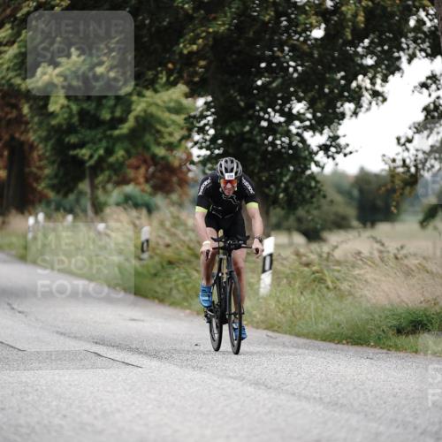 30.08.2026 - Elbe Triathlon Hamburg Michael Burmester http://msf.ph/oto/10072533 30.08.2026 10:17:31 Radfahren 472, 598, 620, 704 meine-sportfotos.de