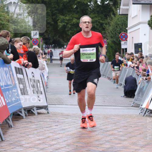 30.08.2026 - Blankeneser Heldenlauf Lena Gebhardt http://msf.ph/oto/10072570 30.08.2026 10:15:18 Ziel 5021, 5059, 5238 meine-sportfotos.de