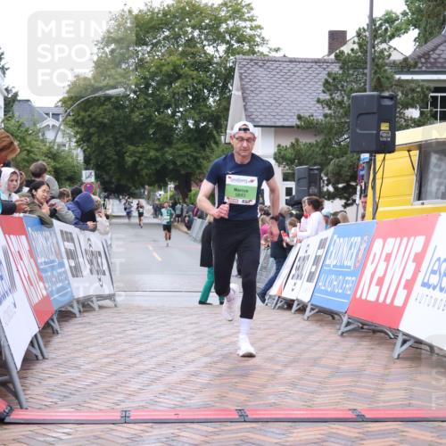 30.08.2026 - Blankeneser Heldenlauf Lena Gebhardt http://msf.ph/oto/10072716 30.08.2026 10:16:07 Ziel 5843 meine-sportfotos.de