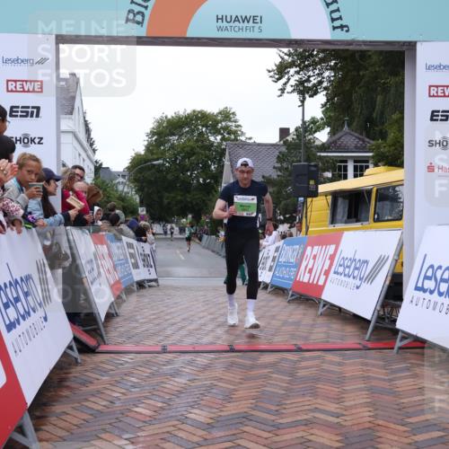 30.08.2026 - Blankeneser Heldenlauf Lena Gebhardt http://msf.ph/oto/10072722 30.08.2026 10:16:08 Ziel 5843 meine-sportfotos.de