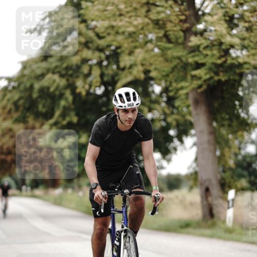 30.08.2026 - Elbe Triathlon Hamburg Michael Burmester http://msf.ph/oto/10072792 30.08.2026 10:22:58 Radfahren 715, 794, 796, 968 meine-sportfotos.de