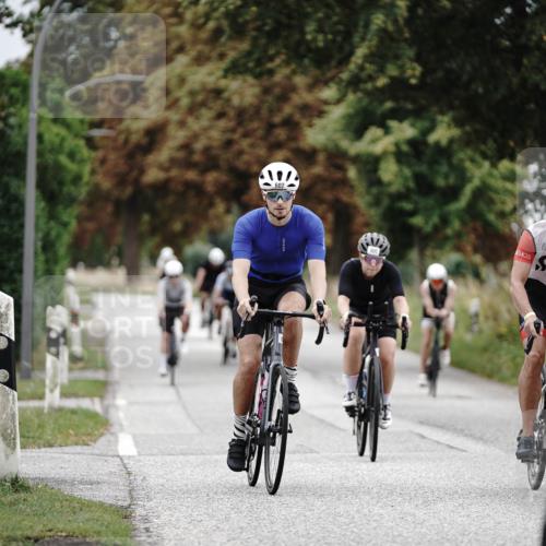 30.08.2026 - Elbe Triathlon Hamburg Michael Burmester http://msf.ph/oto/10072832 30.08.2026 10:24:07 Radfahren 435, 602, 735, 775, 793, 814, 822, 905, 914, 941 meine-sportfotos.de