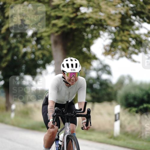 30.08.2026 - Elbe Triathlon Hamburg Michael Burmester http://msf.ph/oto/10072851 30.08.2026 10:24:17 Radfahren 936 meine-sportfotos.de