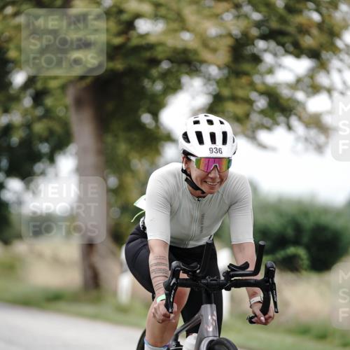 30.08.2026 - Elbe Triathlon Hamburg Michael Burmester http://msf.ph/oto/10072853 30.08.2026 10:24:17 Radfahren 936 meine-sportfotos.de