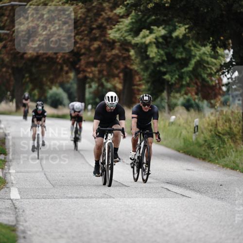 30.08.2026 - Elbe Triathlon Hamburg Michael Burmester http://msf.ph/oto/10072862 30.08.2026 10:24:37 Radfahren 629, 904, 967, 1067, 1116 meine-sportfotos.de