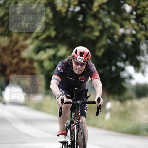 30.08.2026 - Elbe Triathlon Hamburg Michael Burmester http://msf.ph/oto/10072902 30.08.2026 10:25:25 Radfahren 696, 946 meine-sportfotos.de