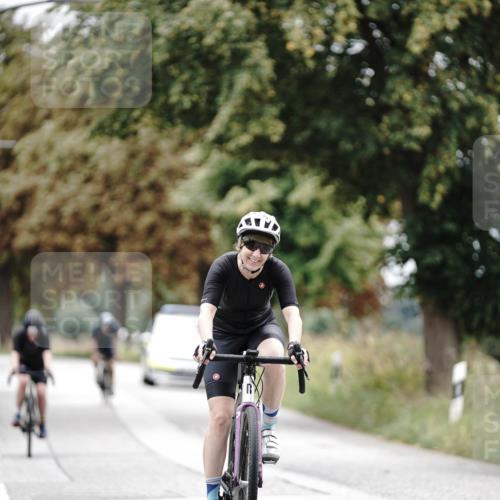 30.08.2026 - Elbe Triathlon Hamburg Michael Burmester http://msf.ph/oto/10072904 30.08.2026 10:25:32 Radfahren 925, 946, 1031 meine-sportfotos.de