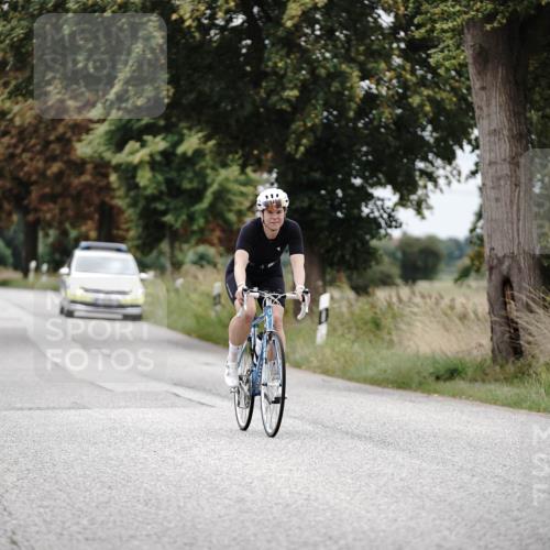 30.08.2026 - Elbe Triathlon Hamburg Michael Burmester http://msf.ph/oto/10072939 30.08.2026 10:26:11 Radfahren 680, 709, 933, 961 meine-sportfotos.de