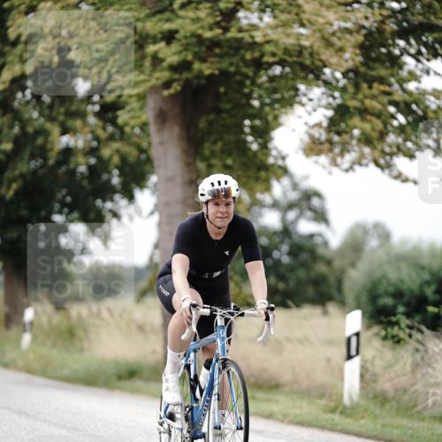 30.08.2026 - Elbe Triathlon Hamburg Michael Burmester http://msf.ph/oto/10072941 30.08.2026 10:26:12 Radfahren 680, 792, 933 meine-sportfotos.de