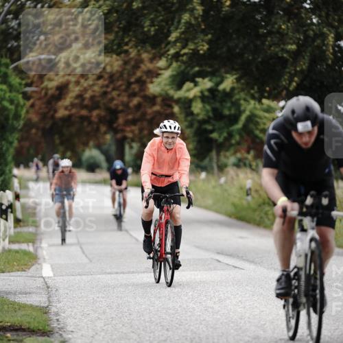 30.08.2026 - Elbe Triathlon Hamburg Michael Burmester http://msf.ph/oto/10072977 30.08.2026 10:27:14 Radfahren 729, 734, 860, 861, 982 meine-sportfotos.de